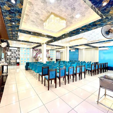 Hotel Rama Горакпур Екстериор снимка