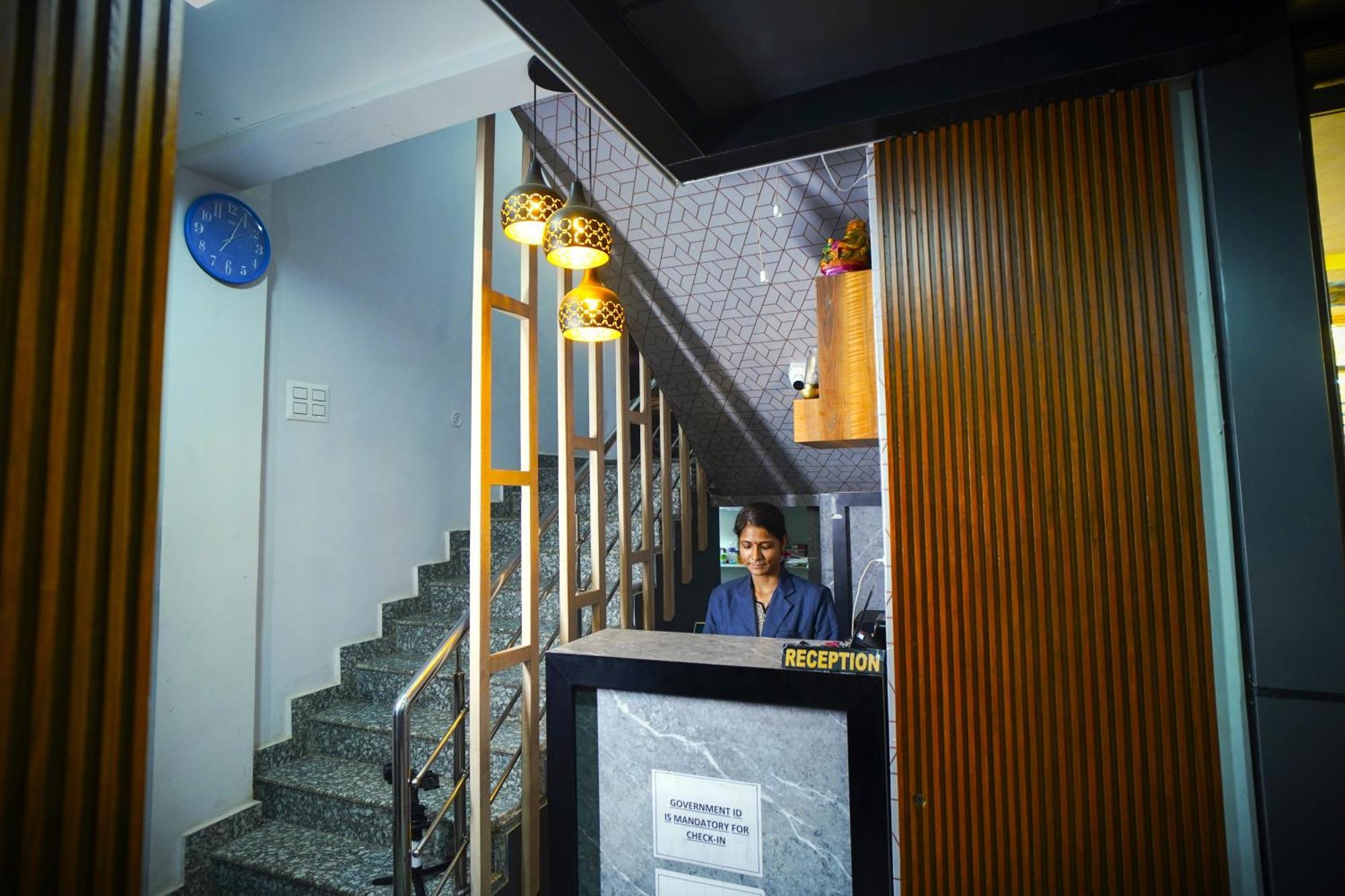 Hotel Rama Горакпур Екстериор снимка