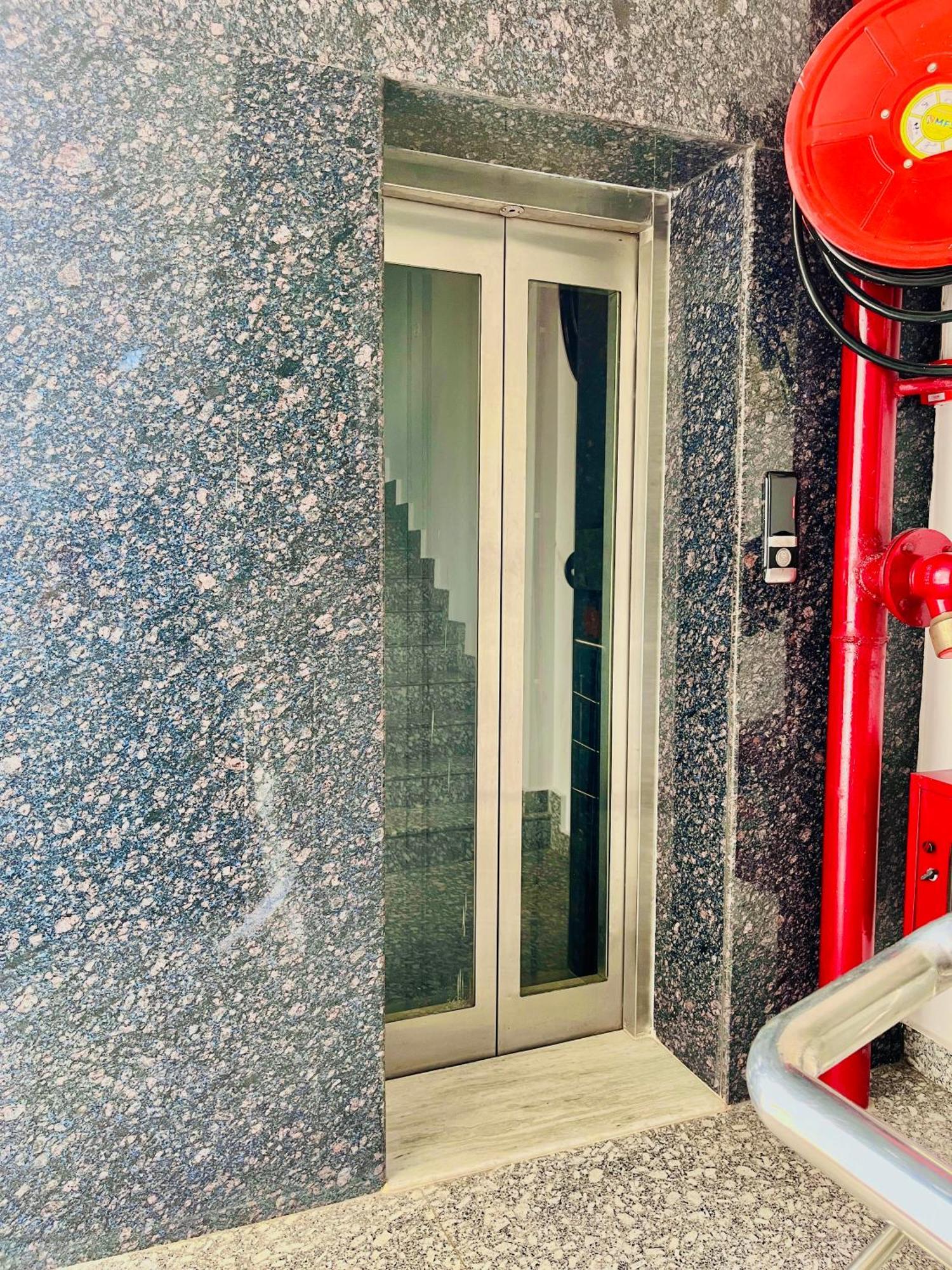 Hotel Rama Горакпур Екстериор снимка