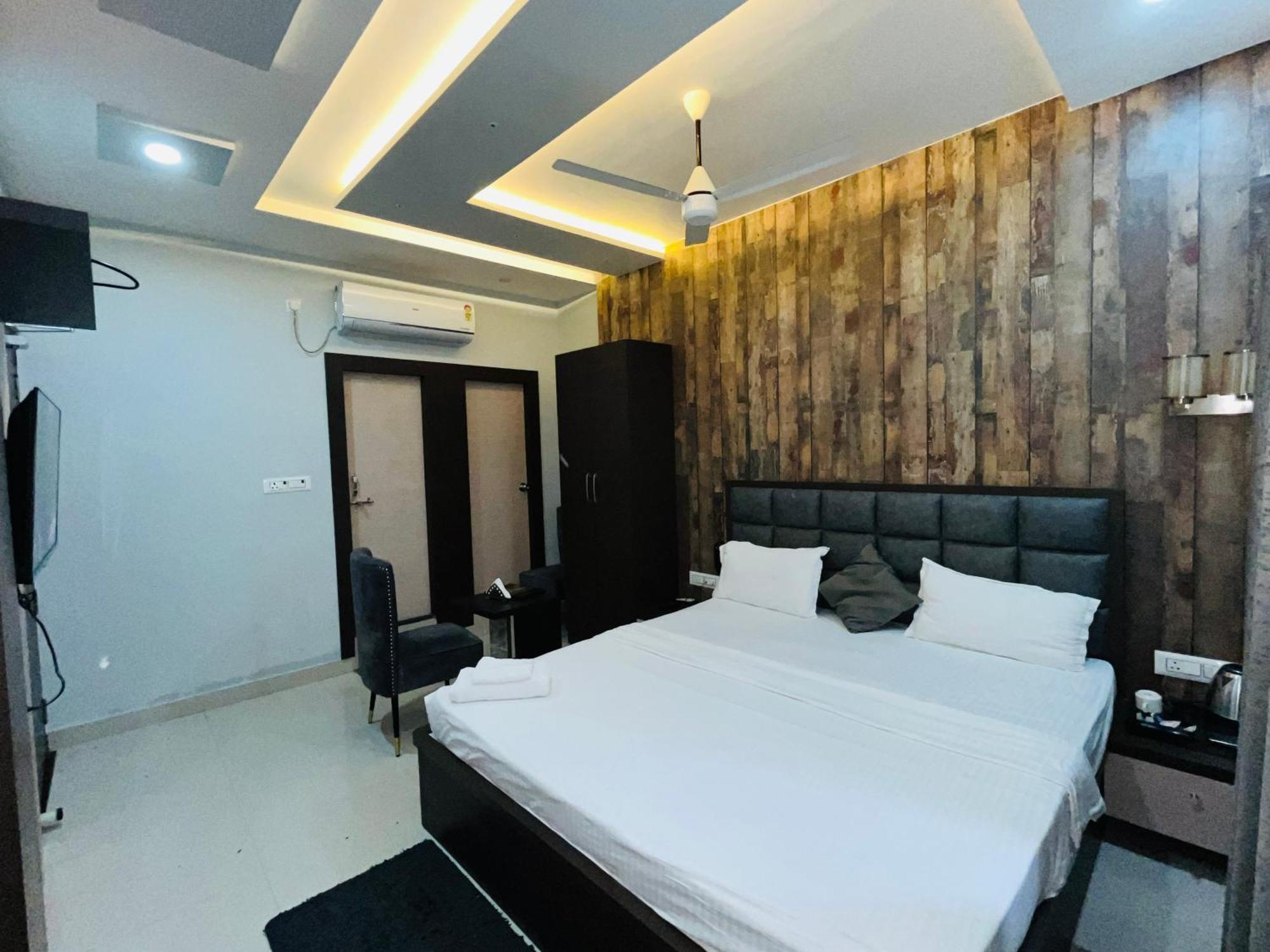 Hotel Rama Горакпур Екстериор снимка